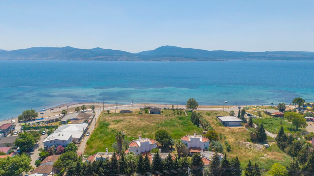 Urla Özbek Akkum’da Günübirlik Turizm İmarlı Arsa